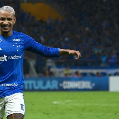 Cruzeiro atropela Barcelona-EQU e avança na Libertadores