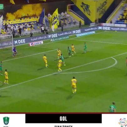 Al Ahli SC vence Al Taawoun por 1 a 0 com gol de Ivan Toney