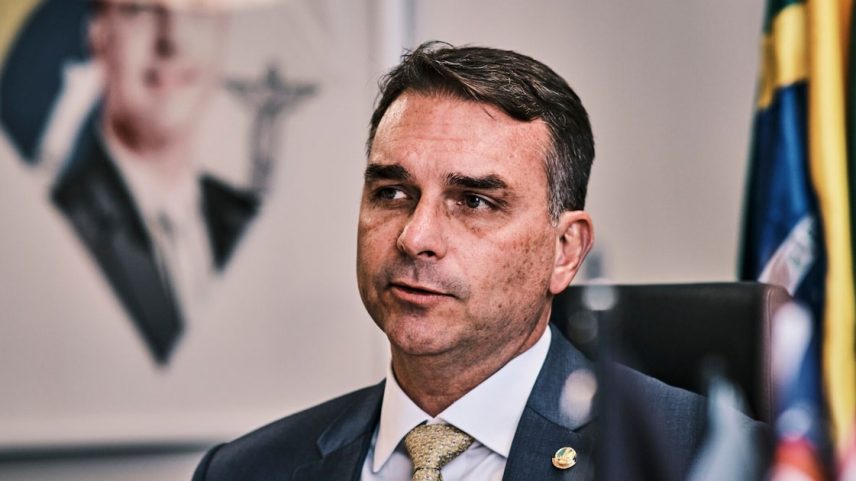 Movimentações no mercado foram impulsionadas pela preocupação de que a reportagem prejudique a candidatura do senador Flávio Bolsonaro.