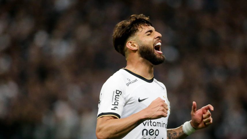 Corinthians fica em primeiro na Libertadores após empate com o Peñarol