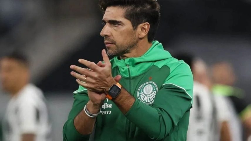 Abel Ferreira pode ser punido por mostrar dedo do meio para Flaco Lopez