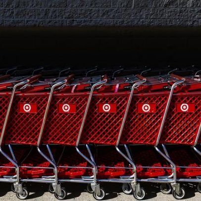 Target eleva previsão de crescimento, mas consumidores seguem pressionados
