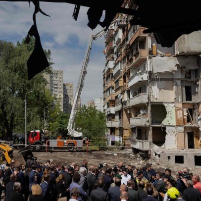 Bombardeio russo em Kiev deixa 24 mortos e reduz esperanças de paz
