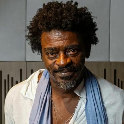 Cinco novos álbuns de música brasileira chegam ao mercado e por que ouvir
