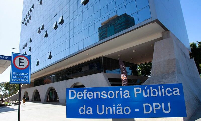 Déficit de defensores públicos nos estados afeta população mais vulnerável