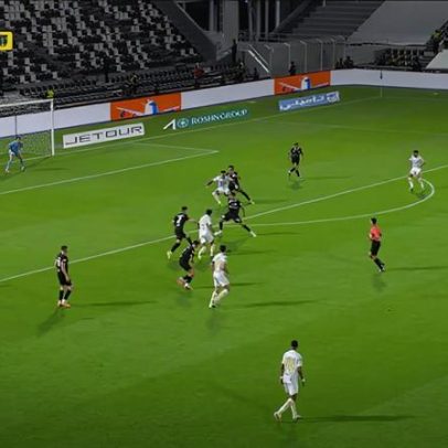 Al Shabab 1-1 Al Taawoun; gol de Mohammed Al Kuwaykibi
