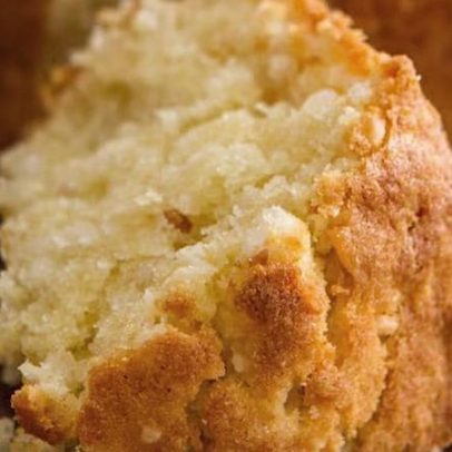 Bolo de tapioca cremoso: receita prática para fazer em casa