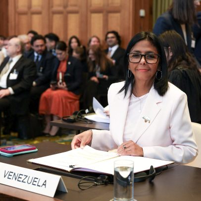 Líder interina rejeita proposta de anexar Venezuela