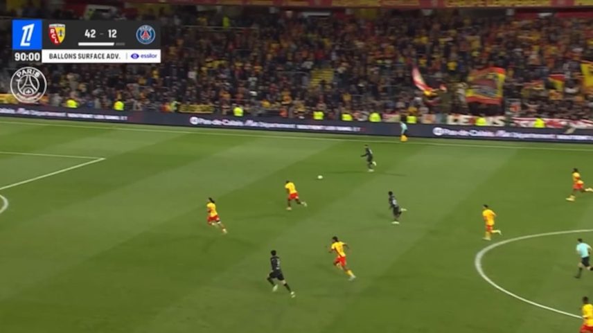 Mbaye faz gol decisivo nos acréscimos para selar o título