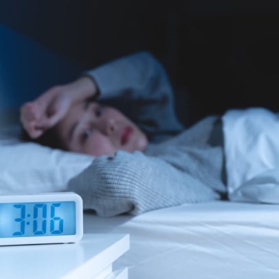 Dormir mal engorda? Entenda a relação com o metabolismo