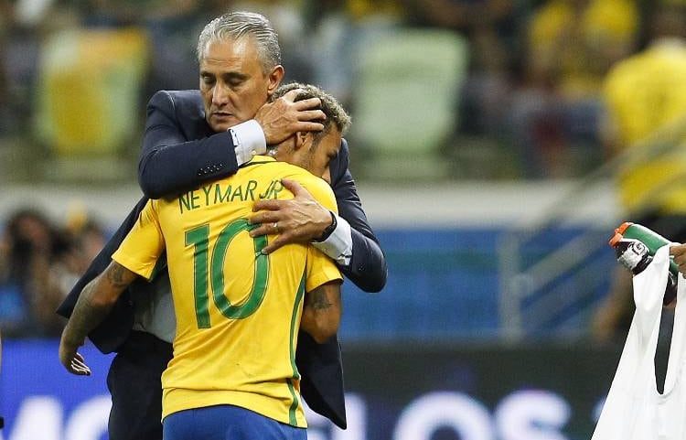 TIte protegeu, privilegiou, fez tudo o que pôde por Neymar na Seleção. O tratamento especial não deu resultado prático. Só constrangeu os outros jogadores convocados