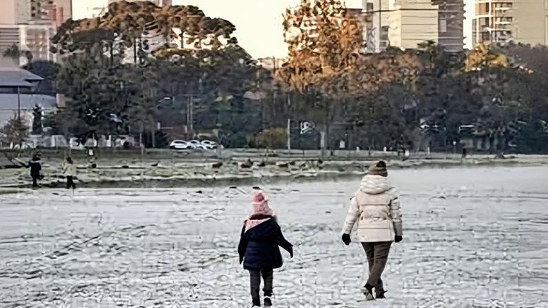 Inexperiência com temperaturas extremas estimula procura por seguro viagem