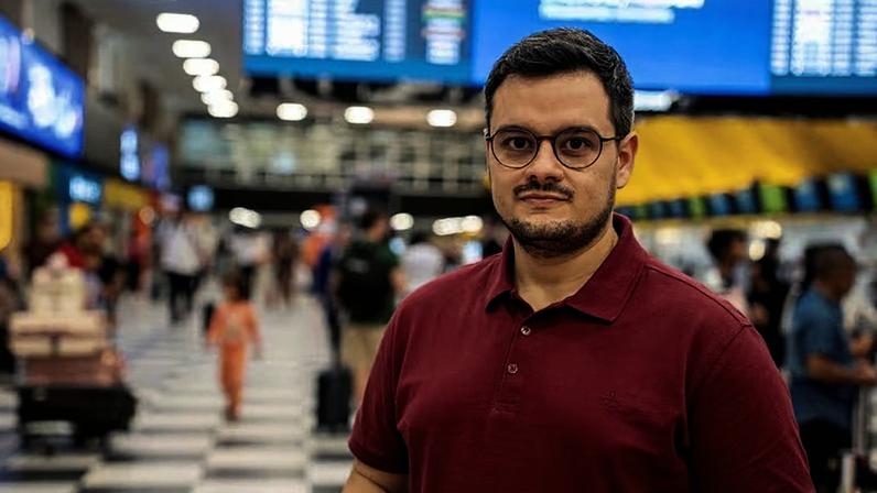 Luiz Moura atua na interseção entre turismo e tecnologia. É co-fundador e Diretor de Negócios da VOLL