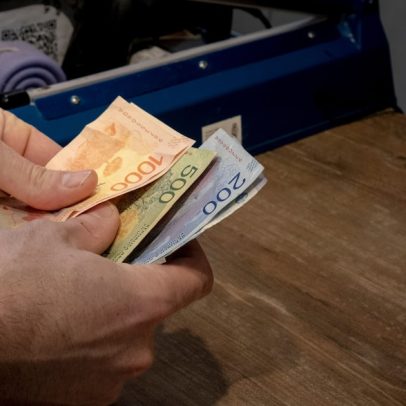 Milei avança na privatização da Casa da Moeda diante queda de notas