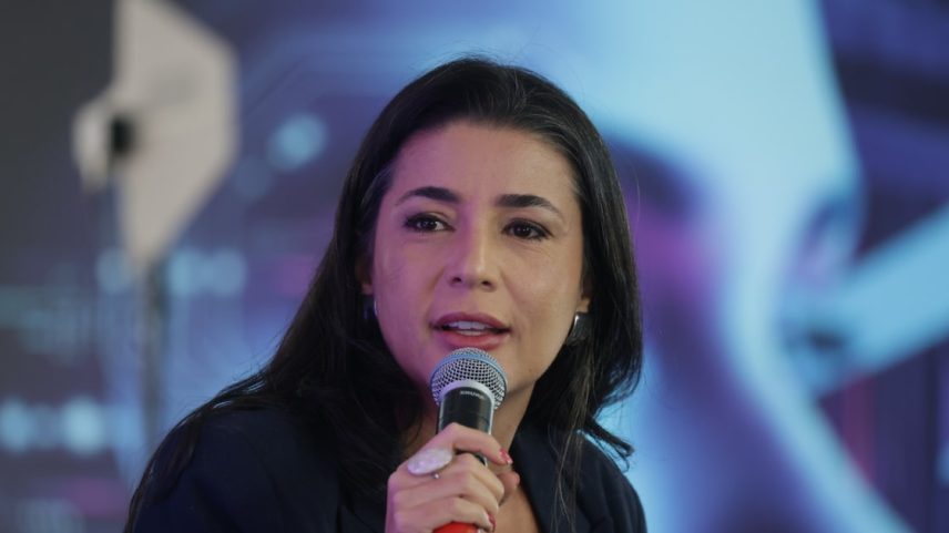 ‘Digitalização não resolve tudo, daqui a pouco não conseguiremos pagar nuvem’, diz secretária de SP