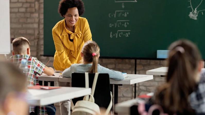 Apenas 17% das creches têm estrutura básica completa, aponta Censo Escolar