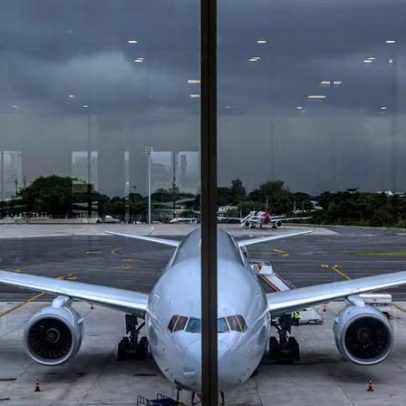 Tarifas aéreas no Brasil sobem mais de 30% desde início da guerra, diz JP Morgan