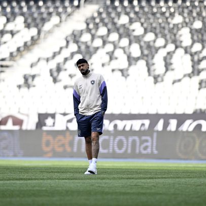 Barboza assina com Palmeiras e tem acordo para últimos jogos pelo Botafogo
