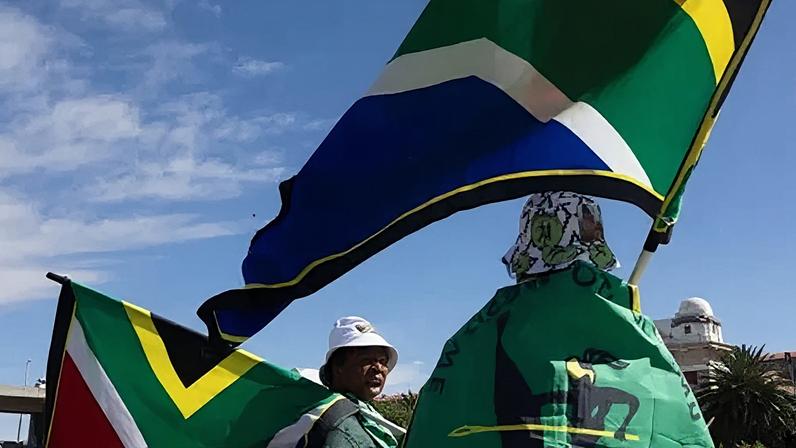 Nigéria convoca enviado sul-africano por ataques a seus nacionais