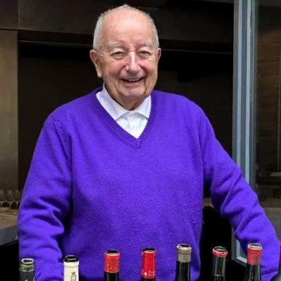 François Audouze e a cave que abriga vinhos entre os mais antigos