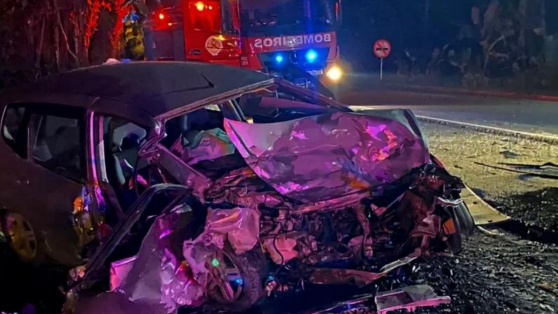 Imagem colorida, Acidente grave mata passageiro e deixa dois motoristas feridos em SC- Metrópoles