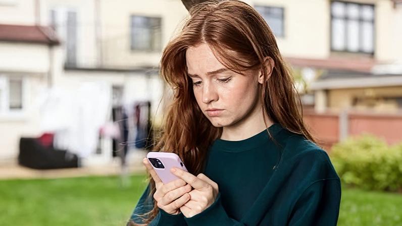 Os adolescentes não poderão seguir contas que compartilhem regularmente conteúdo inadequado para a idade