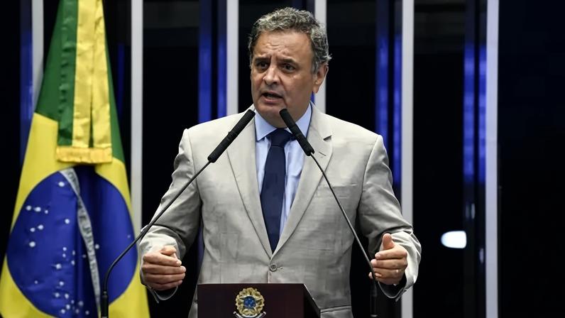 Aécio Neves (PSDB)