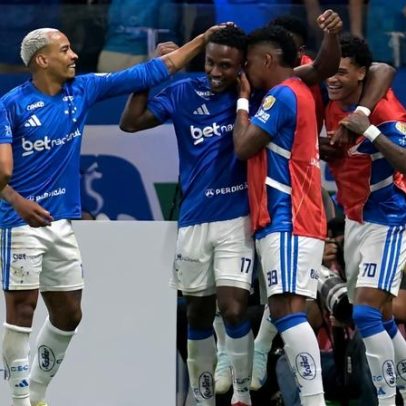 Cruzeiro vence grupo da morte na Libertadores e segue trajetória histórica