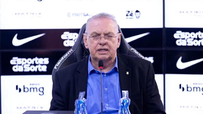 Presidente do Corinthians, Osmar Stabile, na apresentação do executivo Marcelo Paz no CT Dr. Joaquim Grava — Foto: Rodrigo Coca/Agência Corinthians