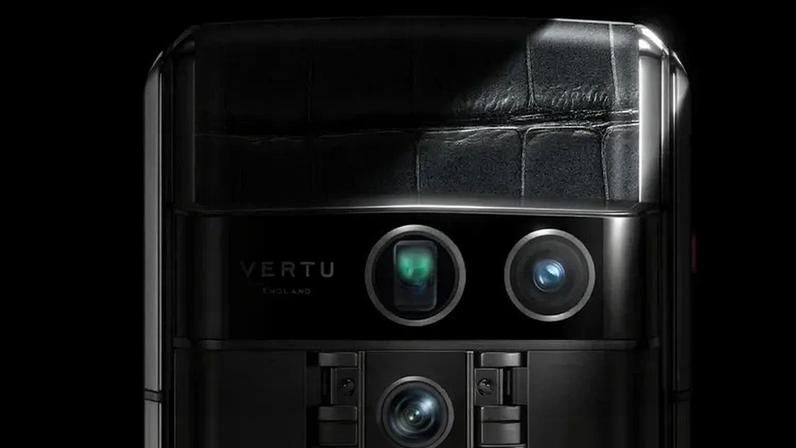 Vertu: conheça o histórico misterioso da marca de celular utilizada por Virgínia