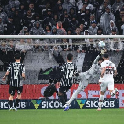 Setor vazio no estádio do Corinthians no jogo contra o São Paulo
