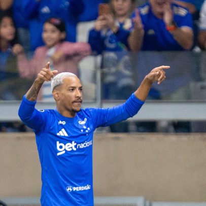 Torcida do Cruzeiro provoca Neymar após goleada e cita Matheus Pereira