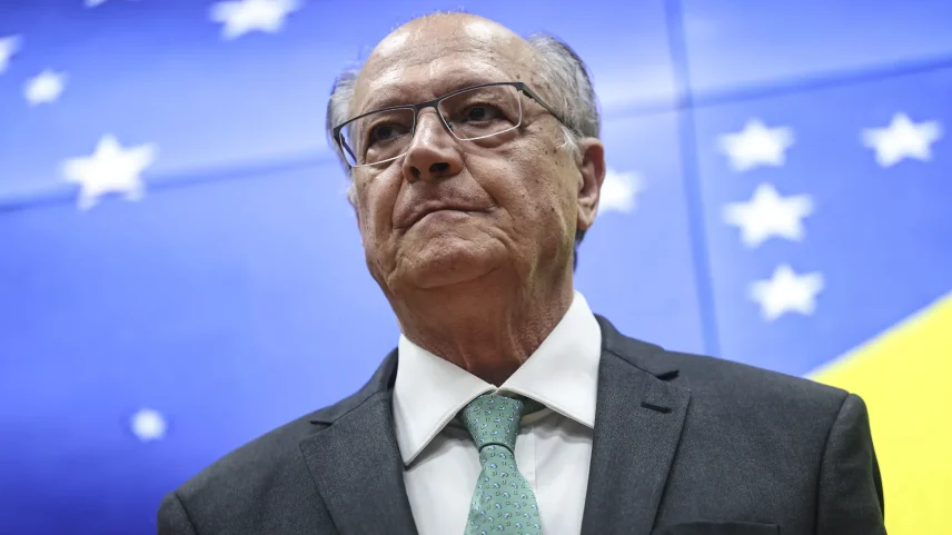 Alckmin lamenta rejeição de Messias e alerta para STF sobrecarregado