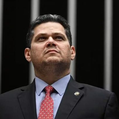 Alcolumbre rebate críticas sobre demora em votar pisos salariais do funcionalismo
