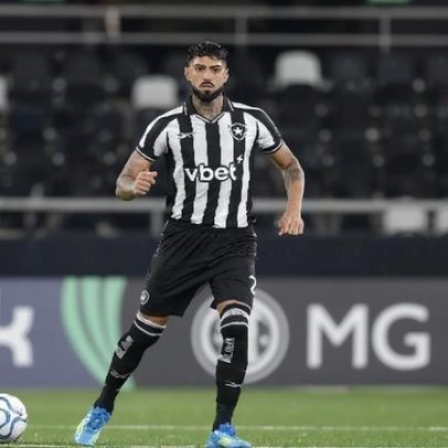 Barboza fecha acordo com o Palmeiras; Botafogo corta zagueiro da partida