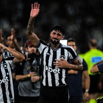 Barboza comenta saída do Botafogo: ligaram exigindo que ele fosse embora