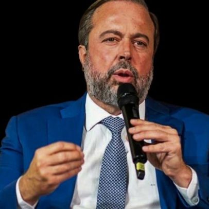 Silveira busca apoio do setor privado para reduzir preço da gasolina