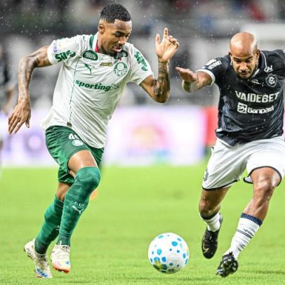Palmeiras vacila fora, mas segue líder invicto no Brasileirão