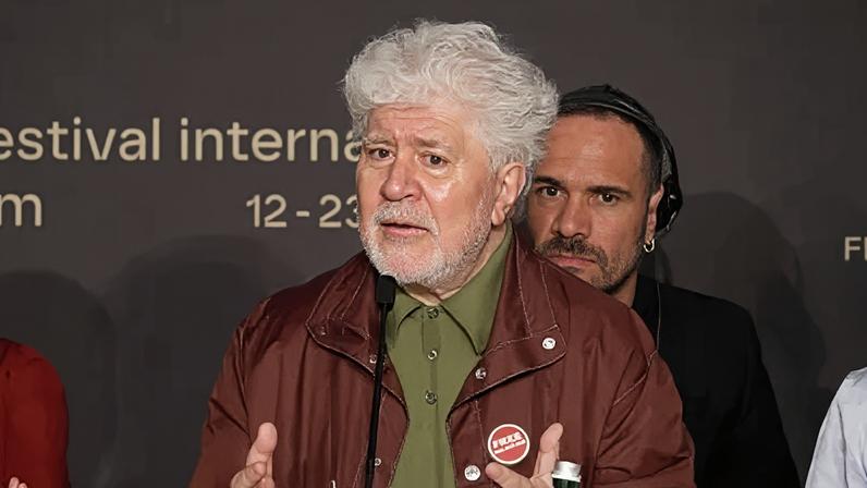 Pedro Almodóvar criticou Donald Trump e Vladimir Putin no Festival de Cannes