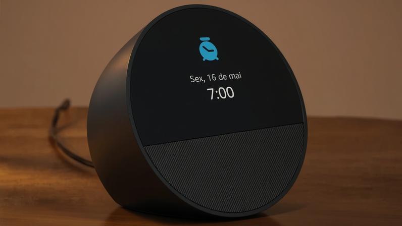 Alexa+ da Amazon agora pode gerar podcasts sobre qualquer tema com IA