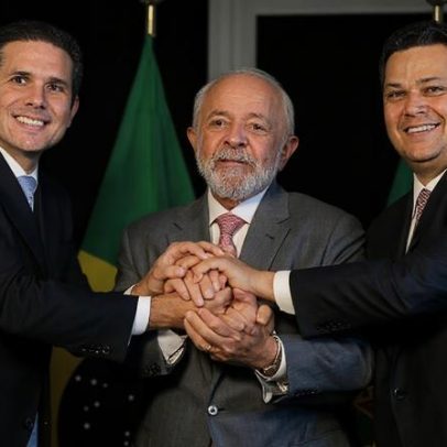 Congresso define prazo até 24 de setembro para avaliar taxa das blusinhas
