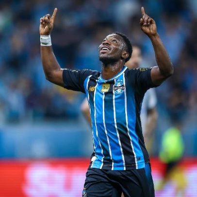 Atacante do Grêmio é convocado por Gana às vésperas da Copa