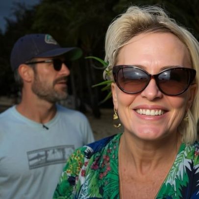 Ana Maria Braga comemora 42 anos do filho Pedro Maffei
