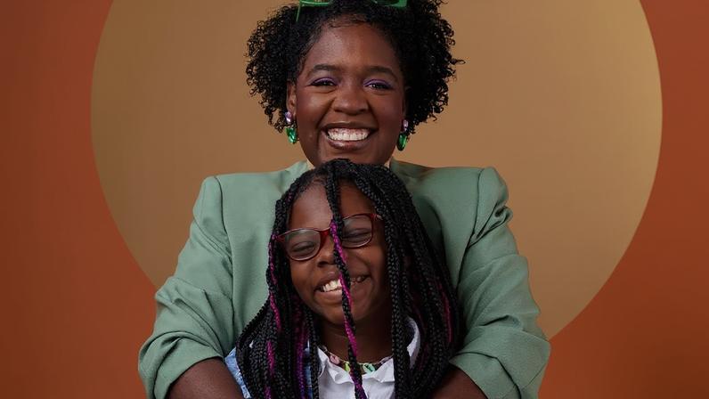 Ana Paula Xongani com a filha — Foto: Divulgação