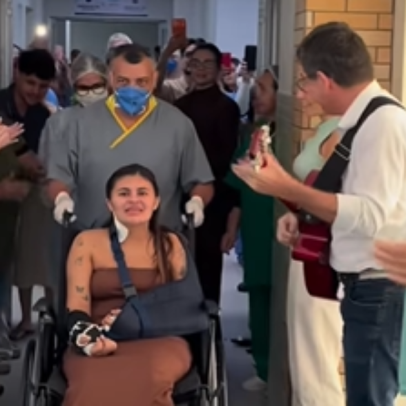 Jovem com mão decepada no CE recebe alta após mês e emociona com homenagem
