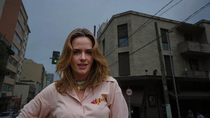 A campeã do principal reality show da Globo ocupa um apartamento sem luxo