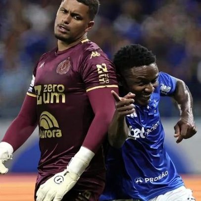 Goleiro da Chape critica arbitragem e afirma favoritismo ao Cruzeiro