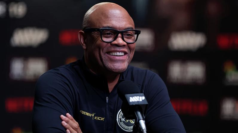 Anderson Silva recebeu desafio de Romero (Foto: Divulgação Netflix/MVP)