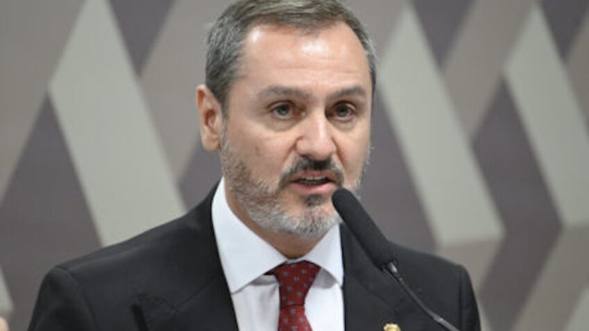A corporação informou, em abril, que os organizadores do evento arcaram com os custos de "pousada, alimentação e locomoção"