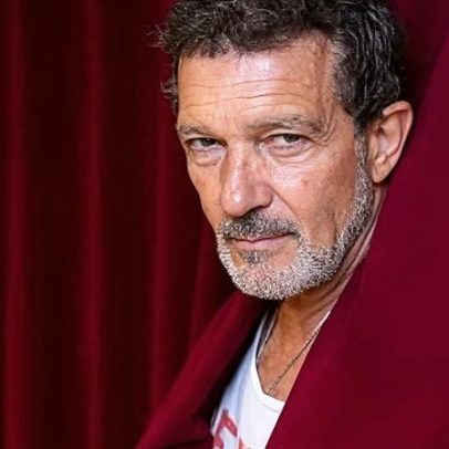 Antonio Banderas comenta rumores de falência: "Me fazem vítima"